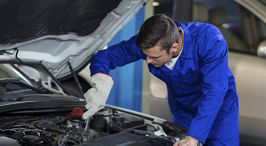 Saiba o que levar em consideração ao adquirir um curso de mecânica automotiva