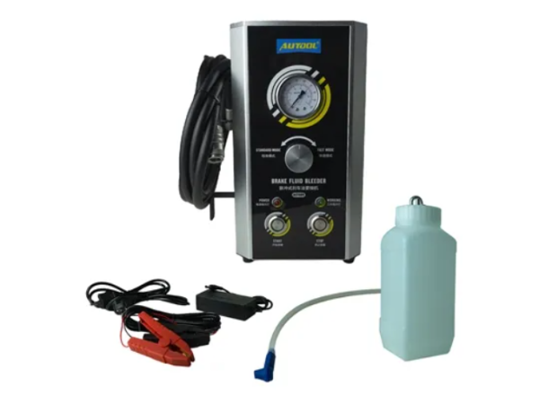 Quais as ferramentas ideais para troca de óleo de freio?