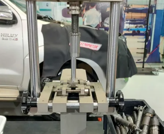 A importância de contar com ferramentas adequadas para o reparo de injetores